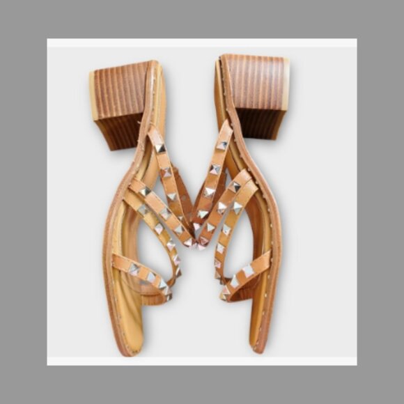 Madden Girl Women’s Size 8.5 Strappy Sandals Silver Studs Block Heel - Picture 3 of 9